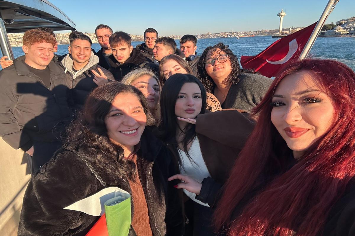 Özel Üsküdar Birey Anadolu Lisesi