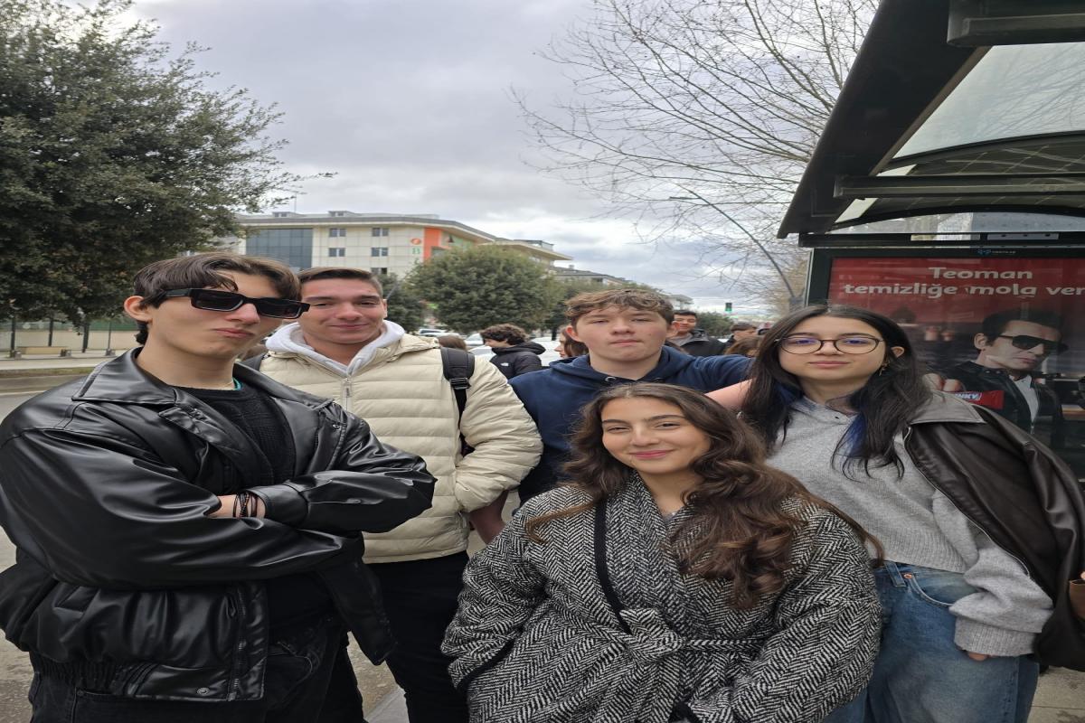 Özel Üsküdar Birey Anadolu Lisesi